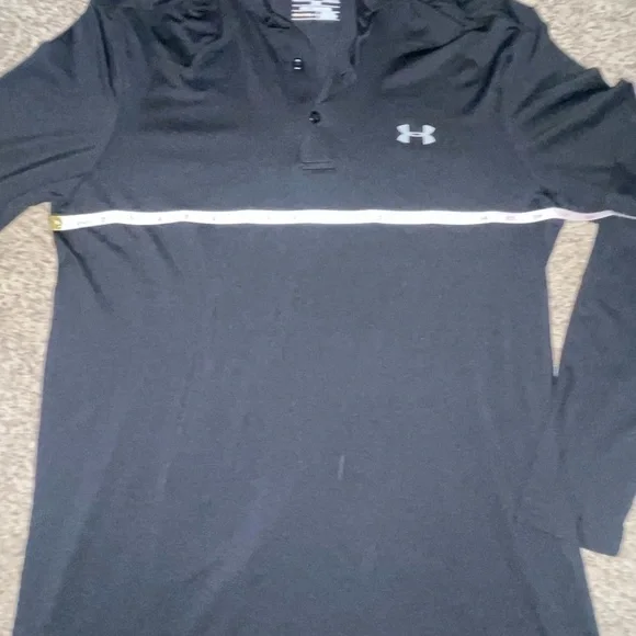 Under Armour Men's Black Long Sleeve Shirt - Picture 6 of 6